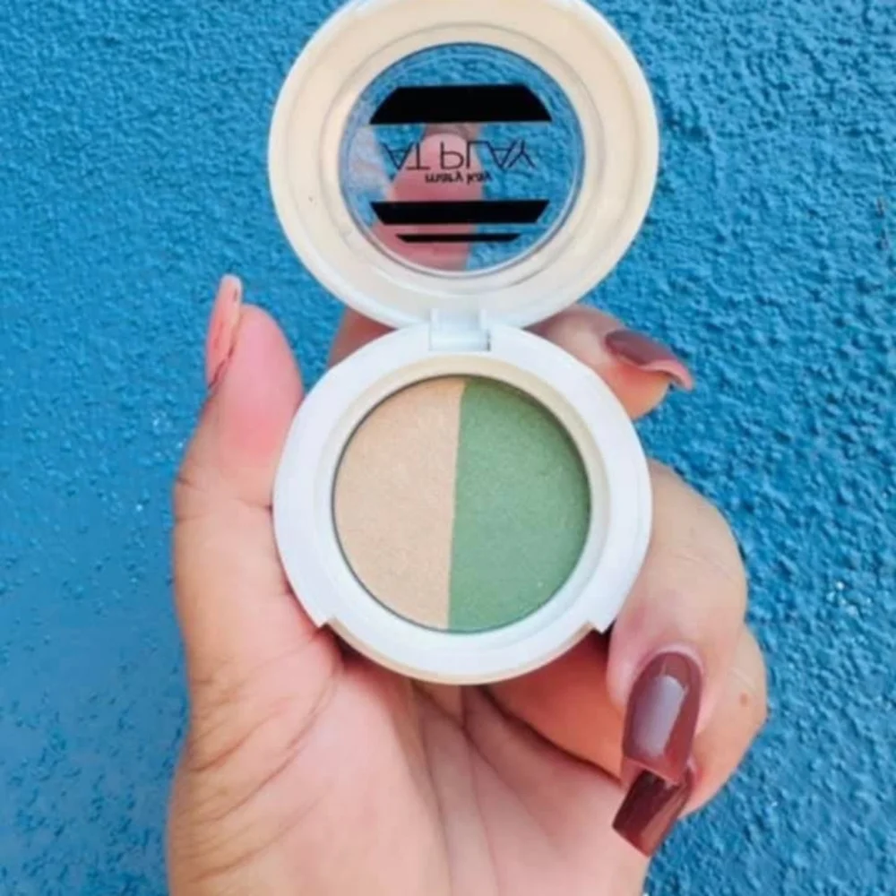 Mary Kay At Play Eye shadow Duo - Matcha Latte.